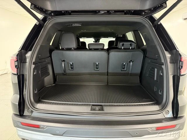 2026 GMC Acadia - Image 8 of 21