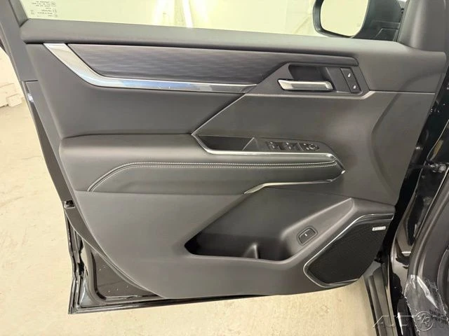 2026 GMC Acadia - Image 14 of 21