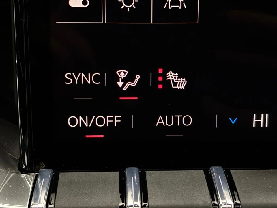 2026 GMC Acadia - Image 5 of 12