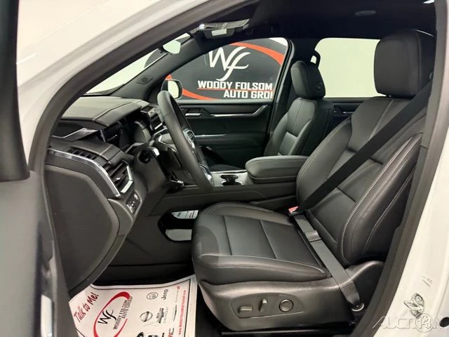 2026 GMC Acadia - Image 12 of 12