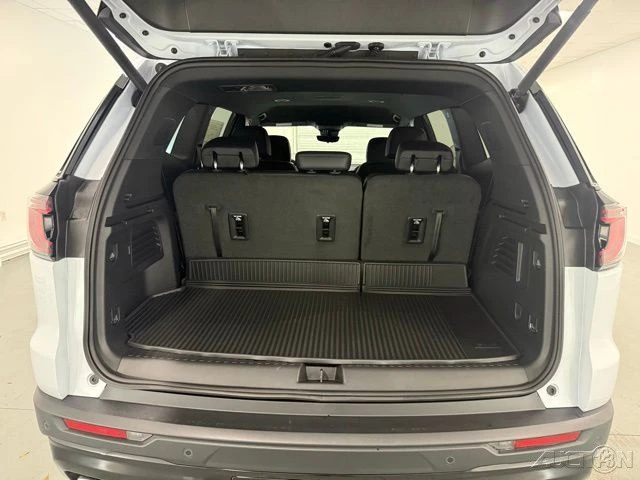2026 GMC Acadia - Image 8 of 21