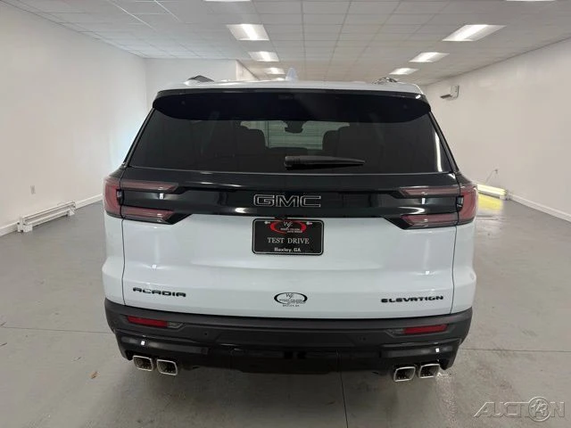 2026 GMC Acadia - Image 7 of 21