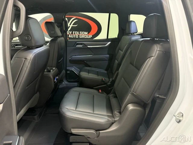 2026 GMC Acadia - Image 17 of 21