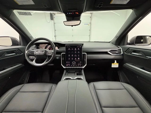 2026 GMC Acadia - Image 2 of 12