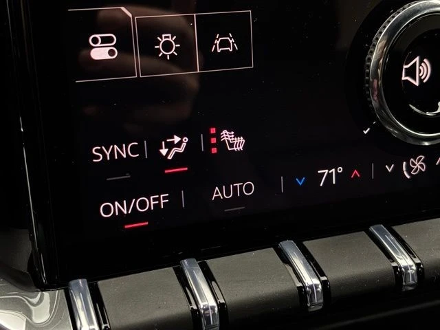 2026 GMC Acadia - Image 4 of 12