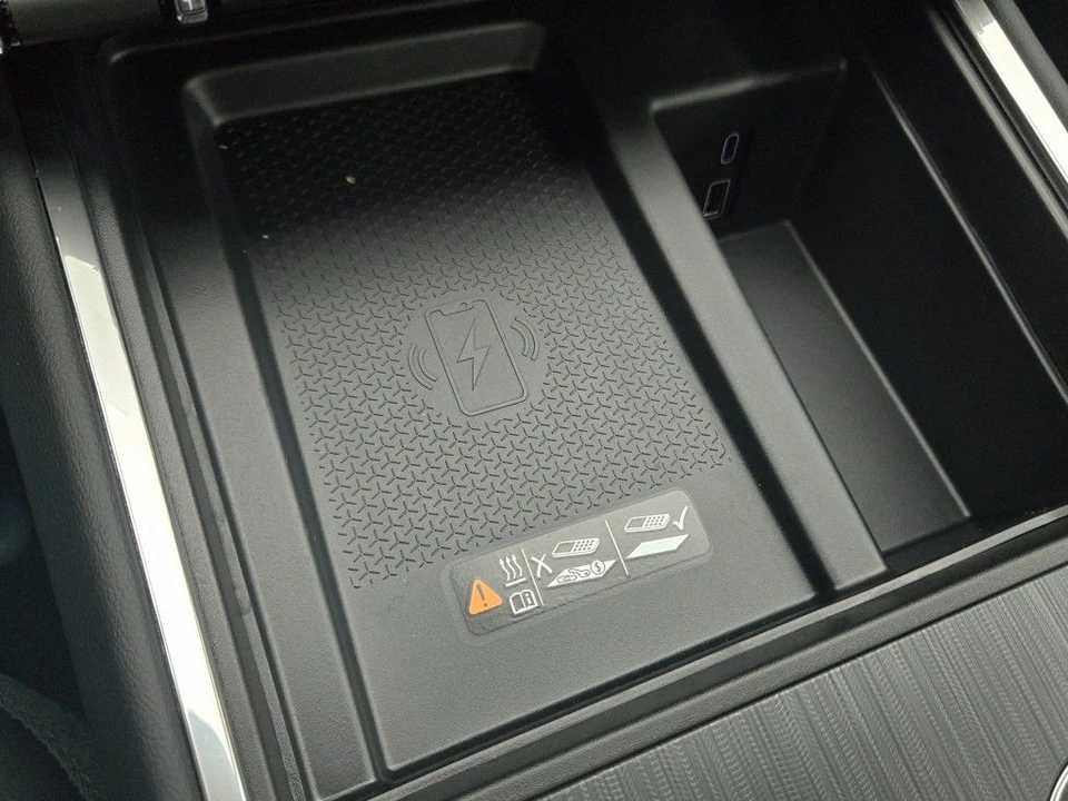 2026 GMC Acadia - Image 7 of 12