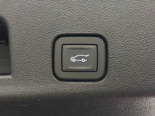2026 GMC Acadia - Image 11 of 12