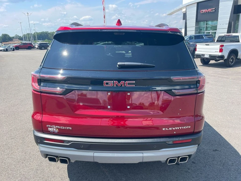 2026 GMC Acadia - Image 4 of 12