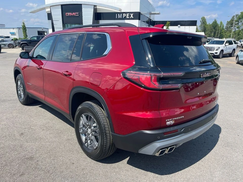 2026 GMC Acadia - Image 3 of 12
