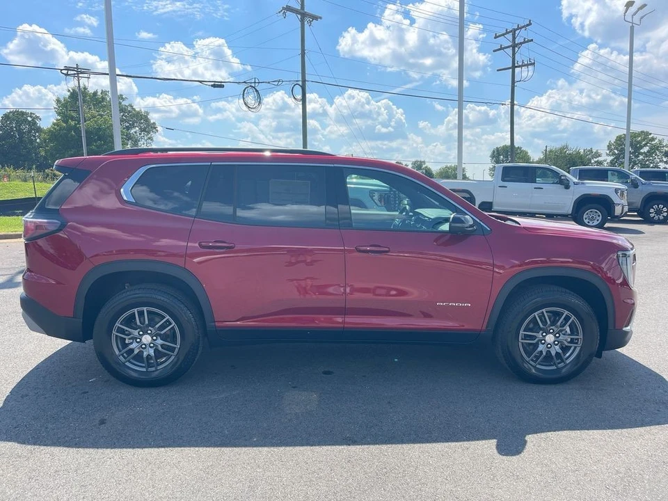 2026 GMC Acadia - Image 6 of 12