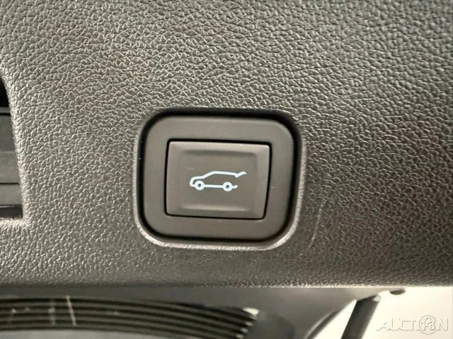 2026 GMC Acadia - Image 9 of 21