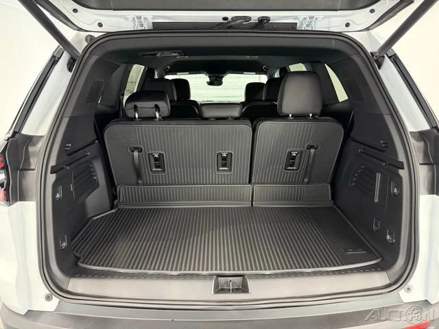 2026 GMC Acadia - Image 8 of 12