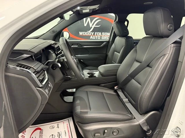 2026 GMC Acadia - Image 12 of 12