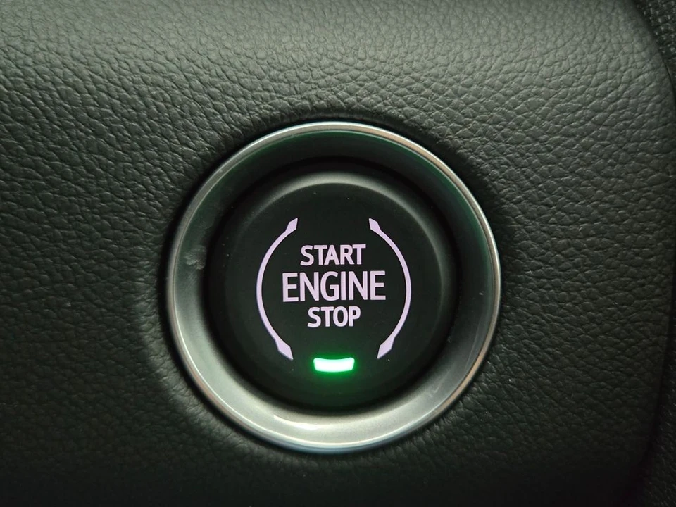 2026 GMC Acadia - Image 8 of 12