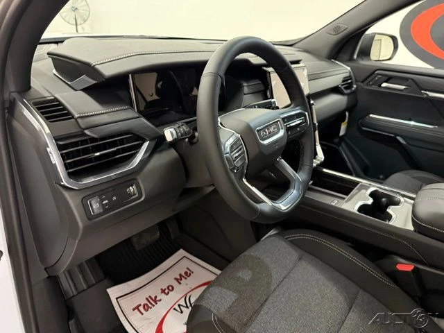2026 GMC Acadia - Image 12 of 21