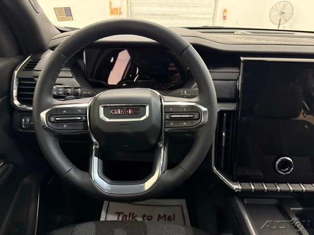 2026 GMC Acadia - Image 17 of 21