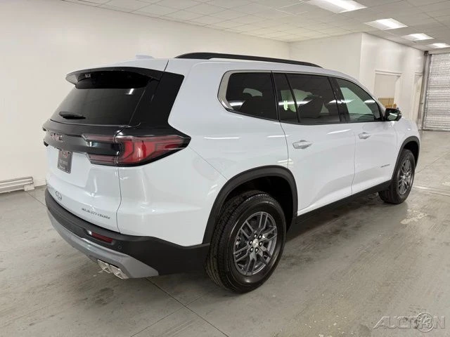 2026 GMC Acadia - Image 6 of 21