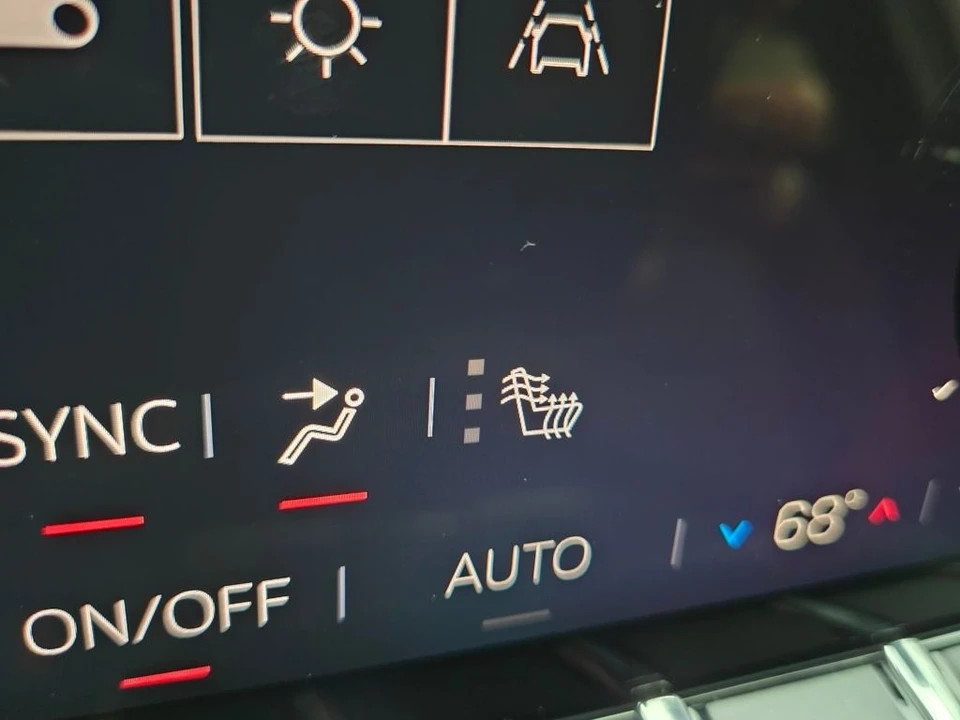 2026 GMC Acadia - Image 5 of 12