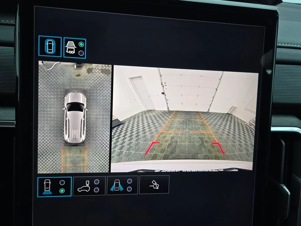 2026 GMC Acadia - Image 3 of 12