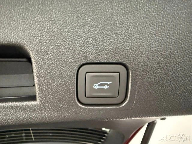 2026 GMC Acadia - Image 9 of 21