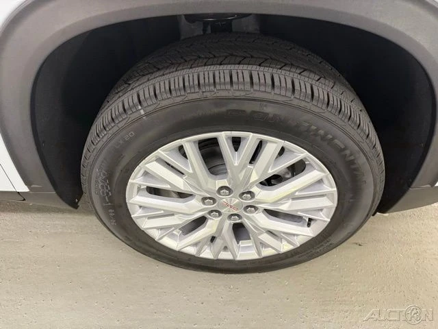 2026 GMC Acadia - Image 4 of 21