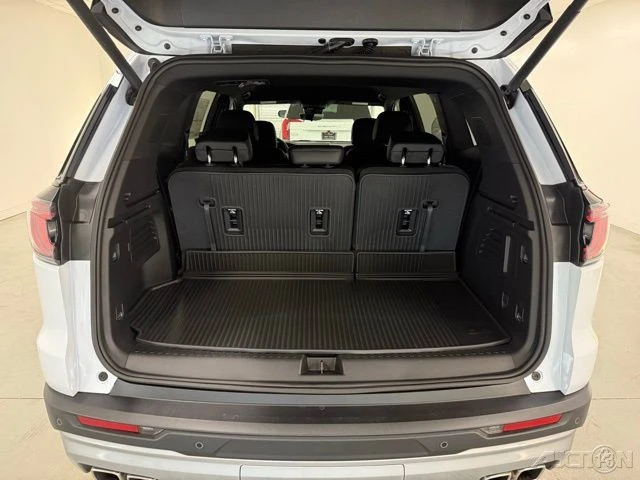 2026 GMC Acadia - Image 8 of 21