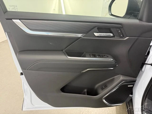2026 GMC Acadia - Image 14 of 21