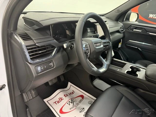 2026 GMC Acadia - Image 13 of 21