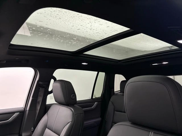2026 GMC Acadia - Image 3 of 12