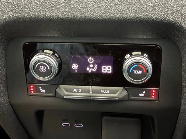 2026 GMC Acadia - Image 7 of 12
