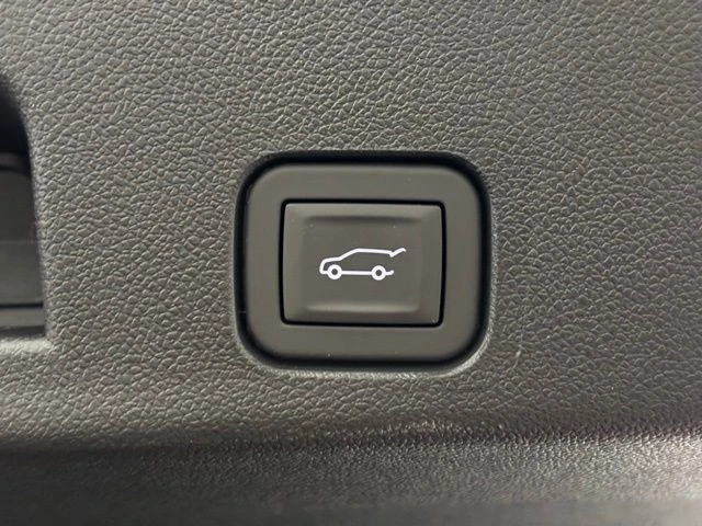 2026 GMC Acadia - Image 12 of 12