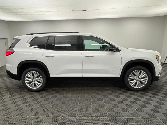 2026 GMC Acadia - Image 8 of 12