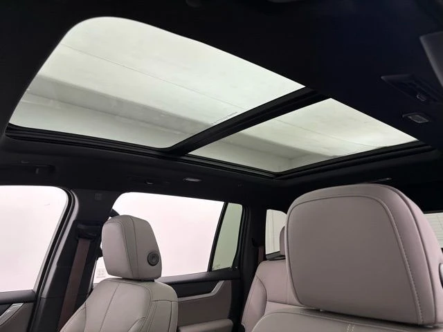 2026 GMC Acadia - Image 4 of 12