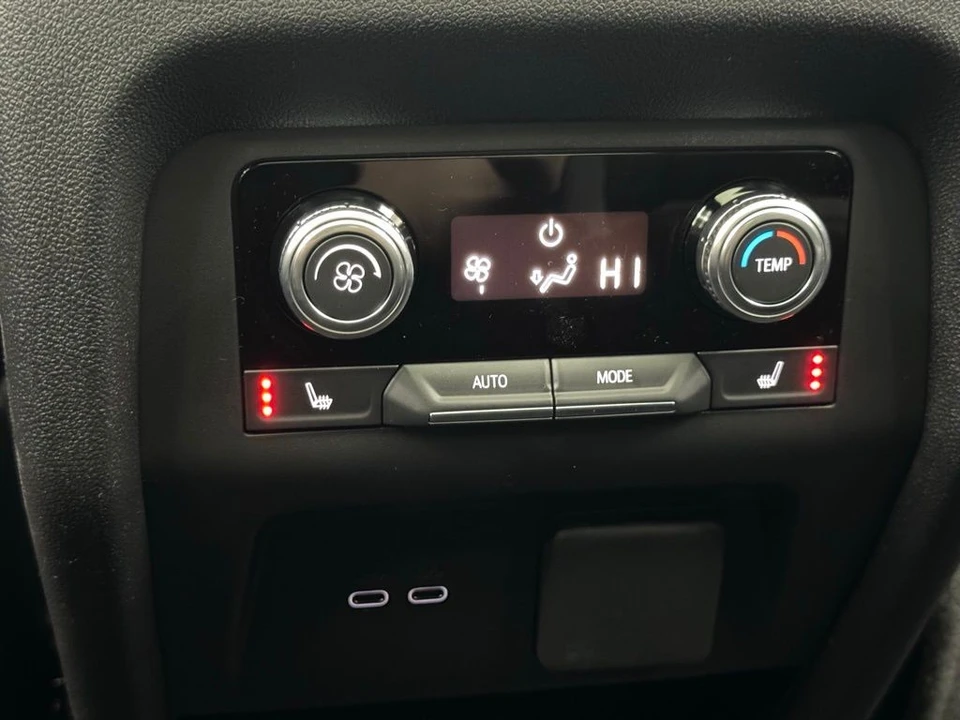 2026 GMC Acadia - Image 7 of 12