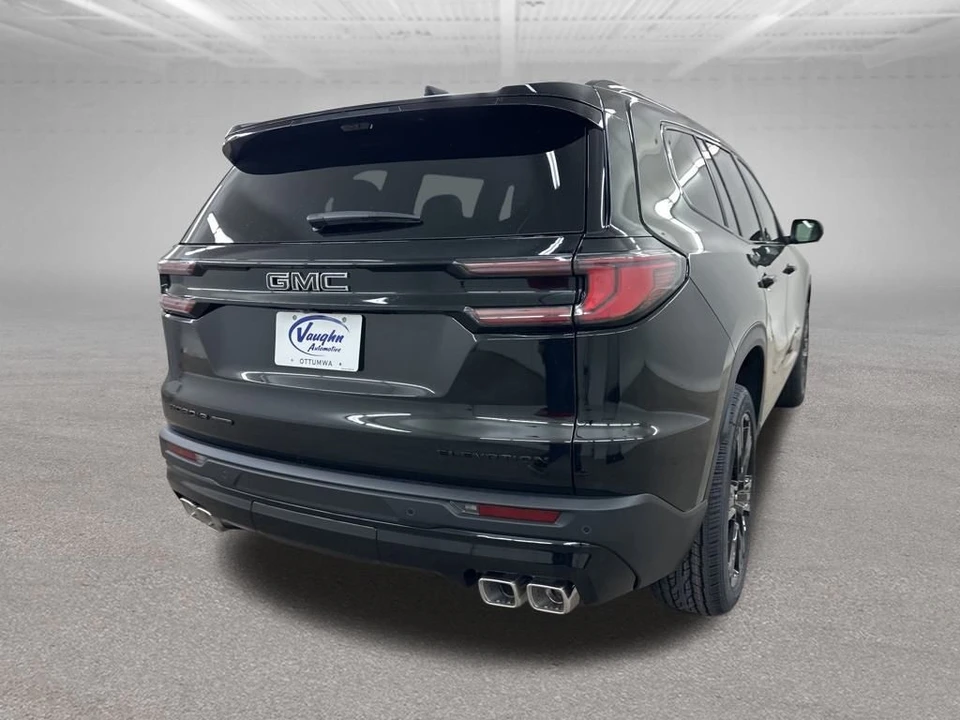 2026 GMC Acadia - Image 10 of 12