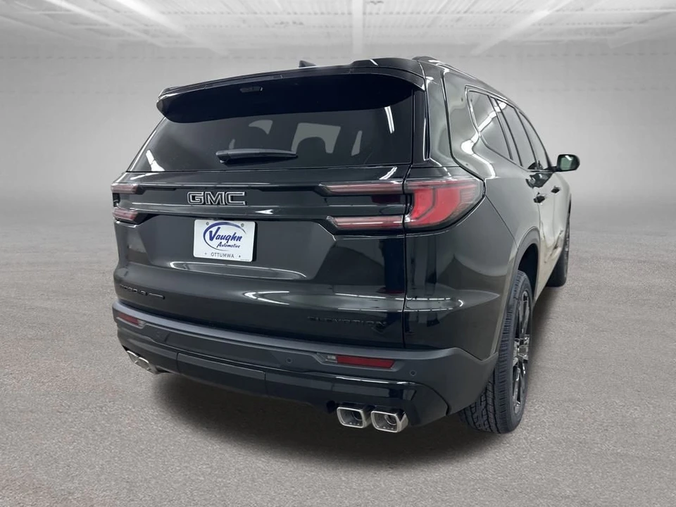 2026 GMC Acadia - Image 10 of 12