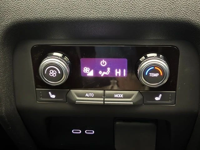 2026 GMC Acadia - Image 7 of 12