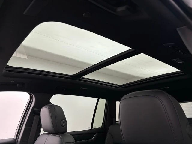 2026 GMC Acadia - Image 4 of 12