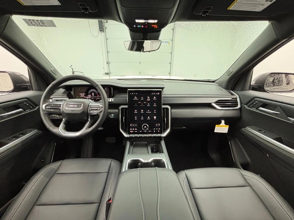 2026 GMC Acadia - Image 2 of 12