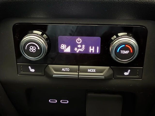 2026 GMC Acadia - Image 7 of 12