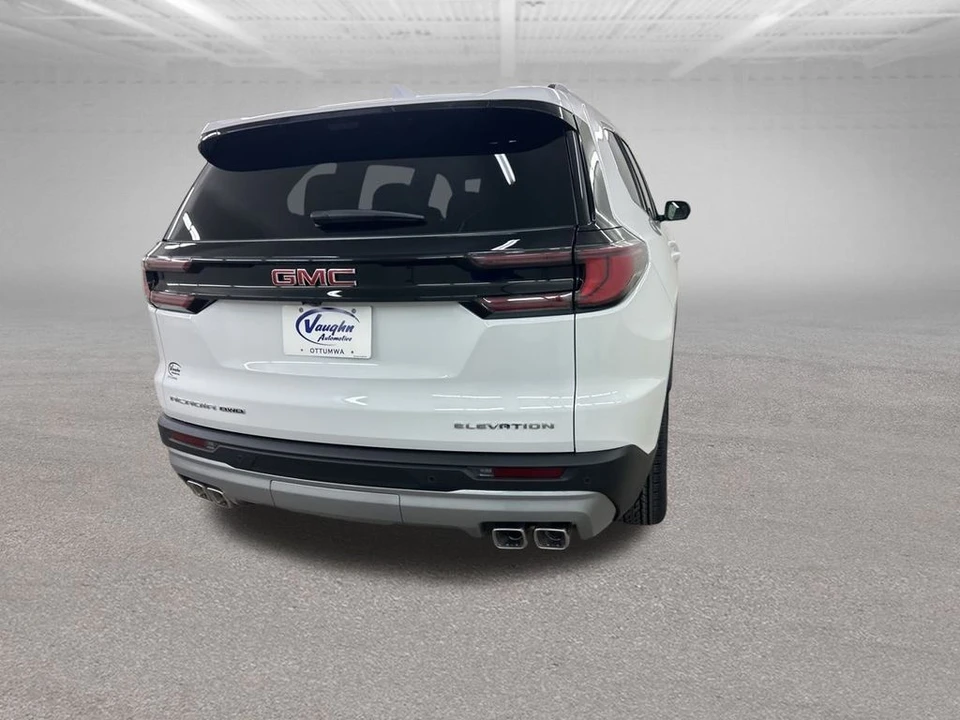 2026 GMC Acadia - Image 10 of 12