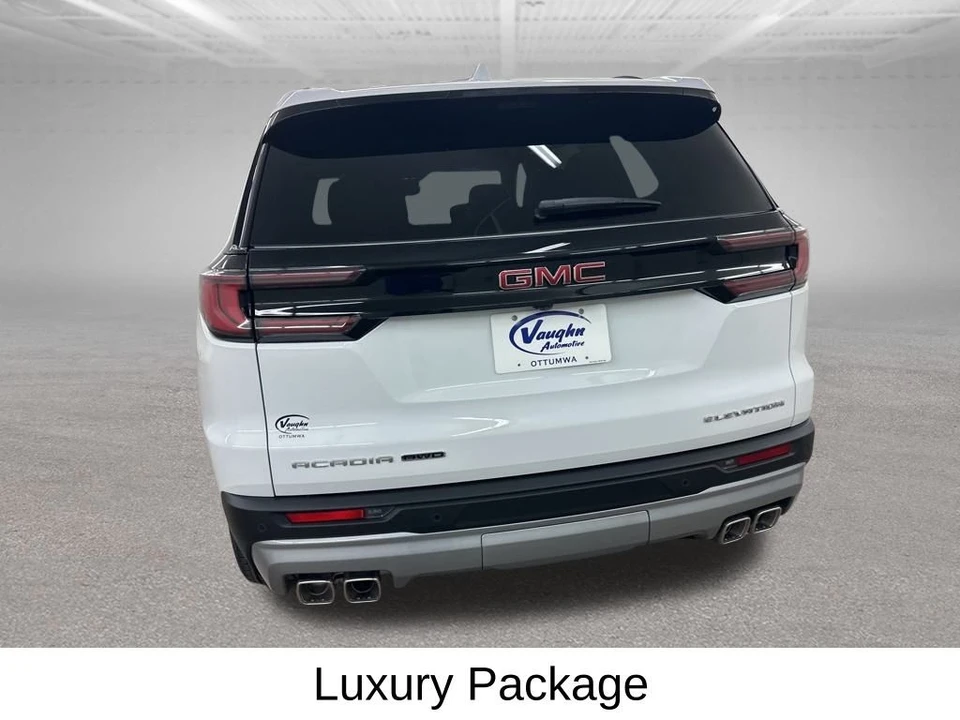 2026 GMC Acadia - Image 9 of 12