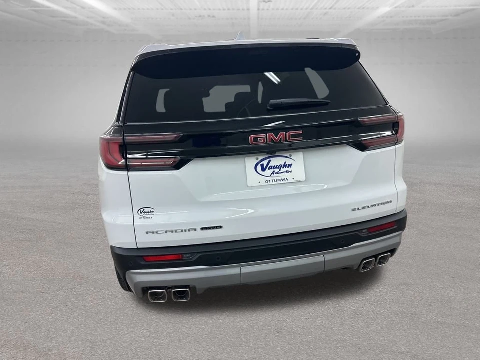 2026 GMC Acadia - Image 9 of 12