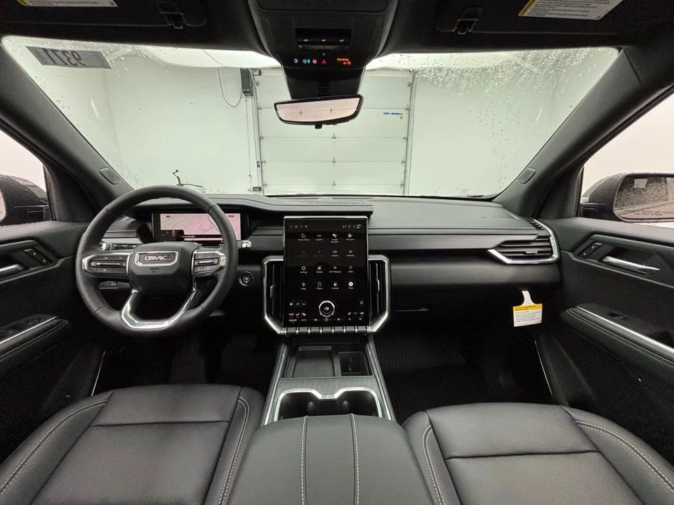 2026 GMC Acadia - Image 2 of 12