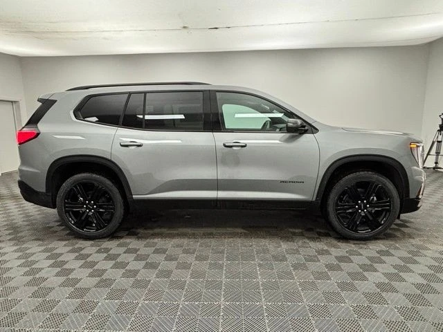 2026 GMC Acadia - Image 8 of 12