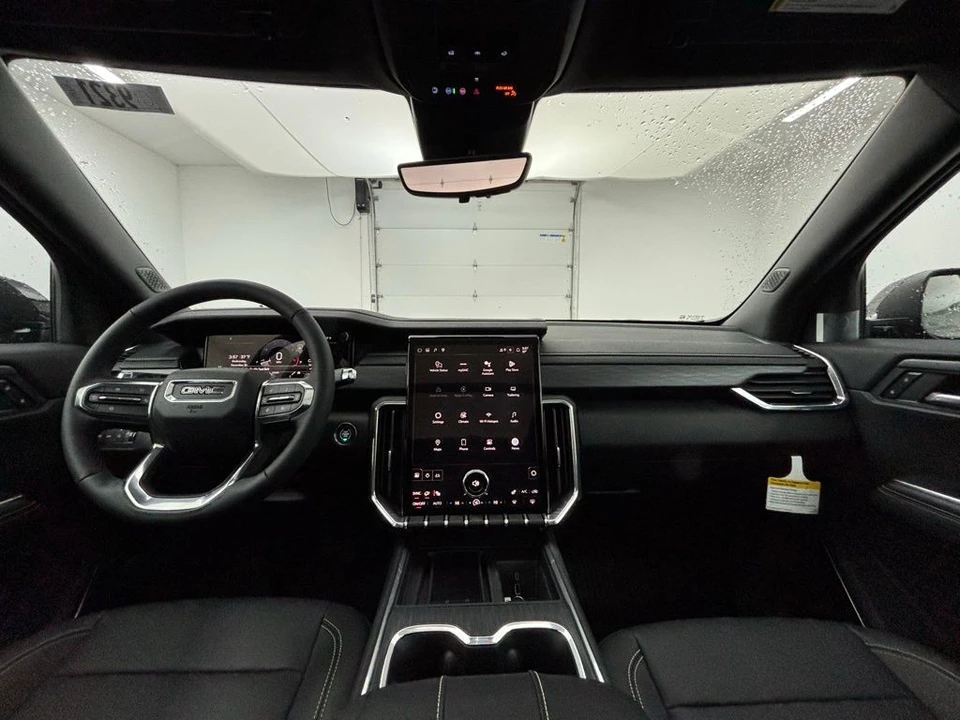 2026 GMC Acadia - Image 2 of 12