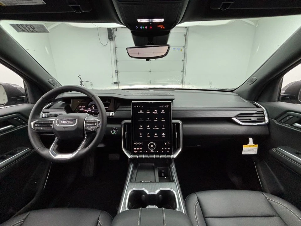 2026 GMC Acadia - Image 2 of 12