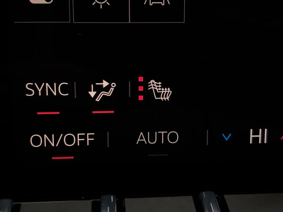2026 GMC Acadia - Image 4 of 12