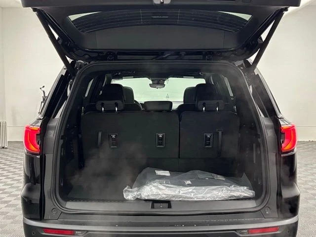 2026 GMC Acadia - Image 12 of 12