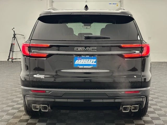 2026 GMC Acadia - Image 10 of 12